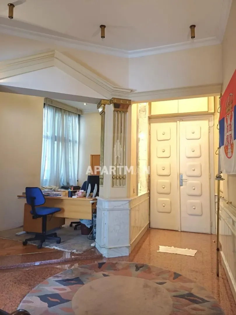 Sale, three bedroom apartment, 90m², Stari Grad, Beograd