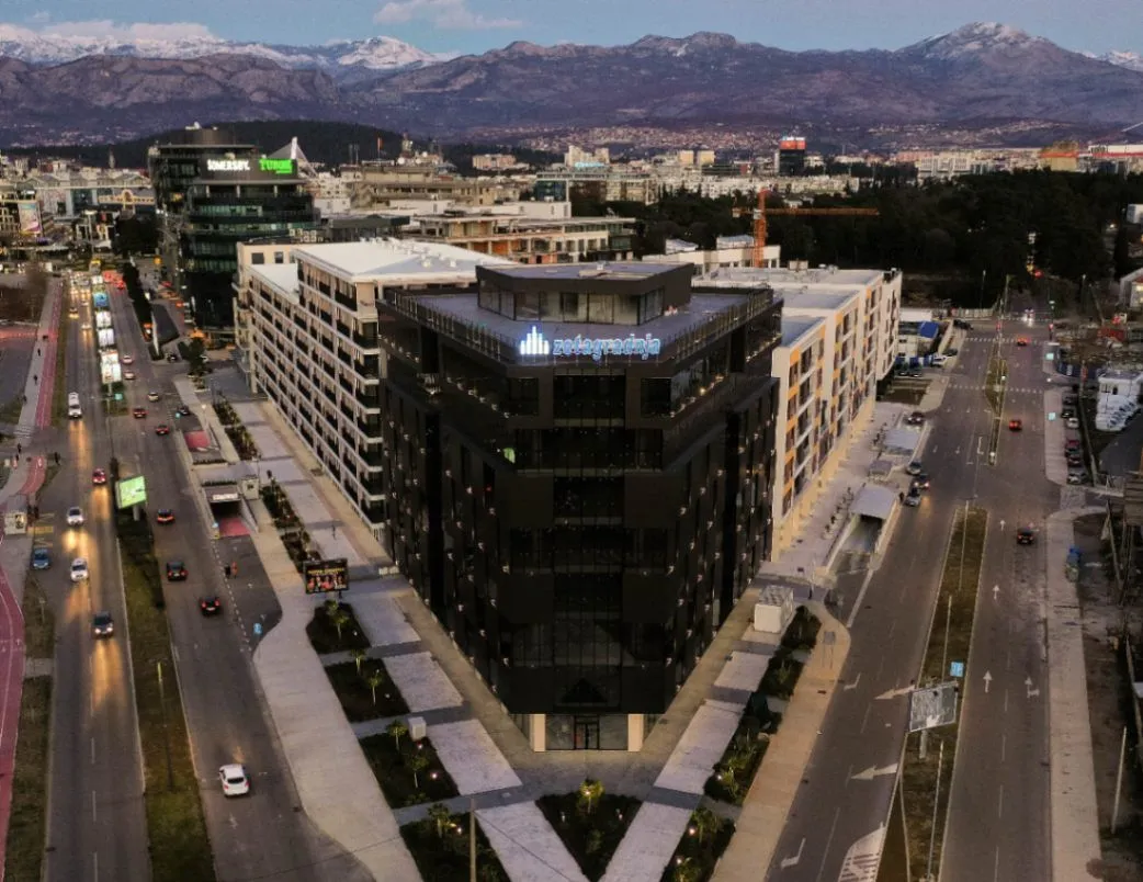 Izdavanje,  poslovni prostor, 300m2, Iza Capital Plaze, Podgorica