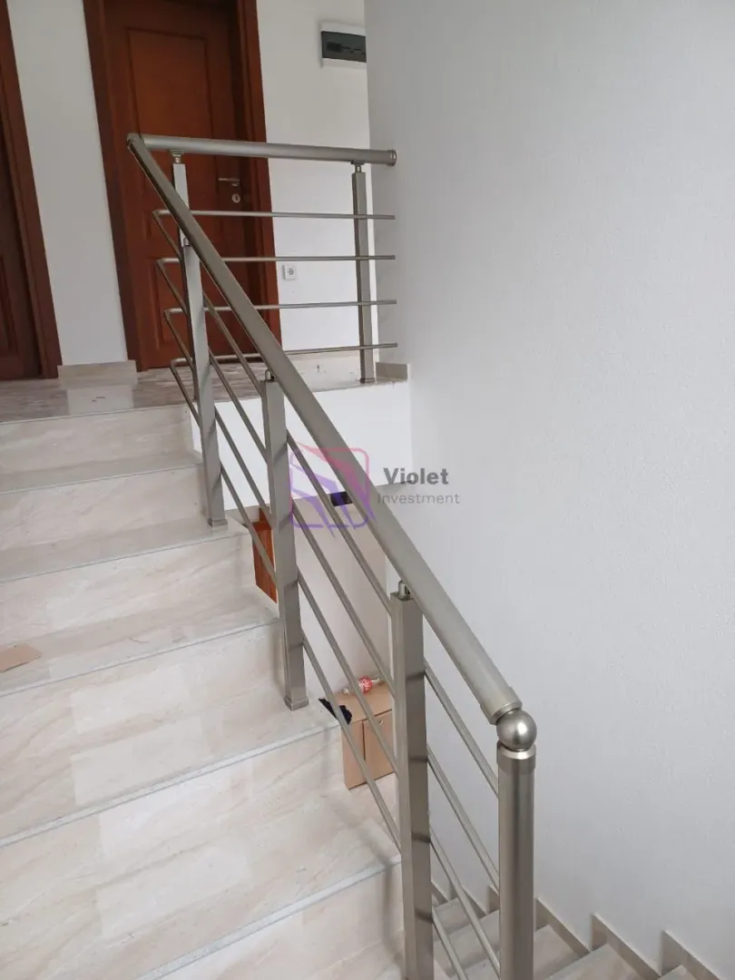 Prodaja, kuća, 180m², Sutomore, Bar
