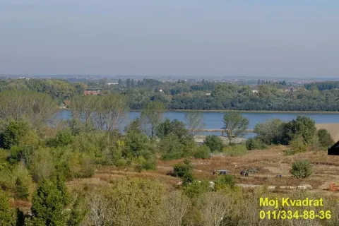 Pogled na reku i prirodu sa terase nekretnine. - image 19