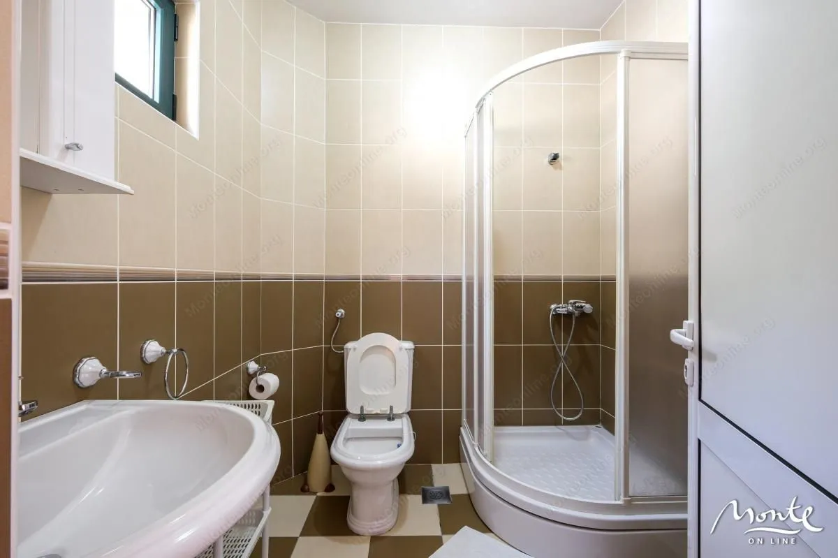 Sale, house, 560m², Petrovac, Budva