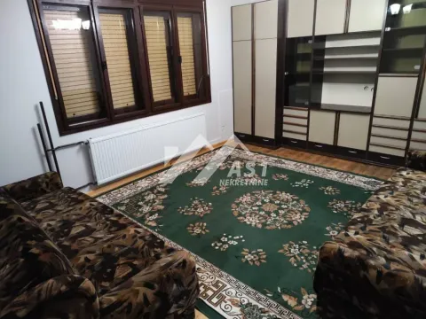 Izdavanje, trosoban stan, 72m², Petrovaradin, Novi Sad - image 2