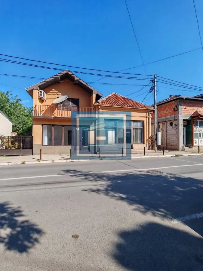 Sale, office space, 133m², Branko Krsmanović, Paraćin