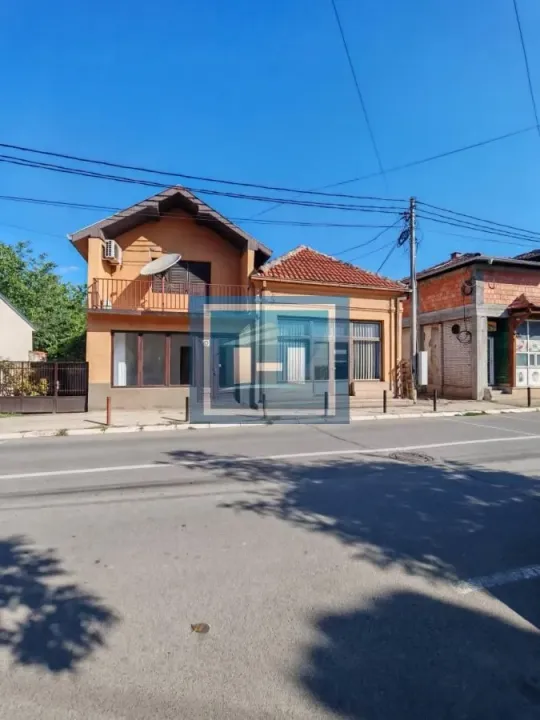 Prodaja, poslovni prostor, 133m², Branko Krsmanović, Paraćin