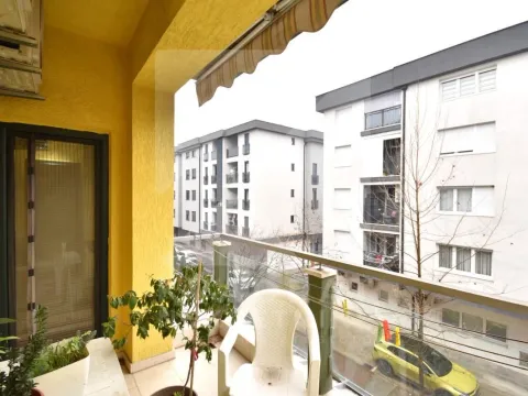 Rent, two bedroom apartment, 56m², Blok 6, Podgorica - image 11