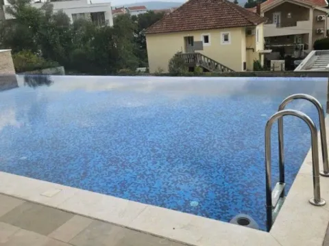 Prodaja, trosoban stan, 95m², Tivat, Crna Gora - image 2