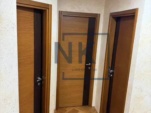 Prodaja, trosoban stan, 87m², Stari Aerodrom, Podgorica - image 17