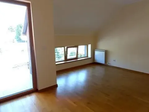 Izdavanje, četvorosoban stan, 115m², Savski Venac, Beograd - image 4