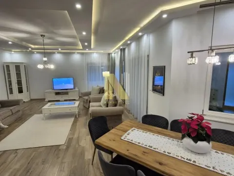 Prodaja, kuća, 550m², Sremska Kamenica, Petrovaradin - image 7