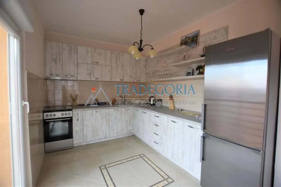Prodaja, četvorosoban stan, 160m², Petrovac, Budva