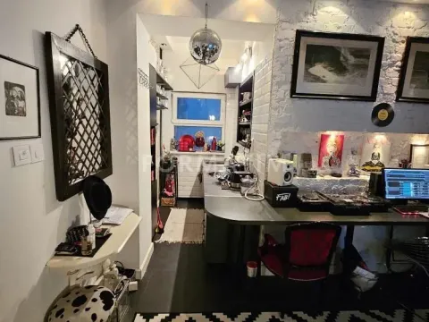 Izdavanje, trosoban stan, 70m², Savski Venac, Beograd - image 8