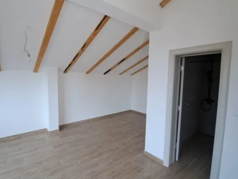 Prodaja, kuća, 119m², Utjeha, Bar - image 4