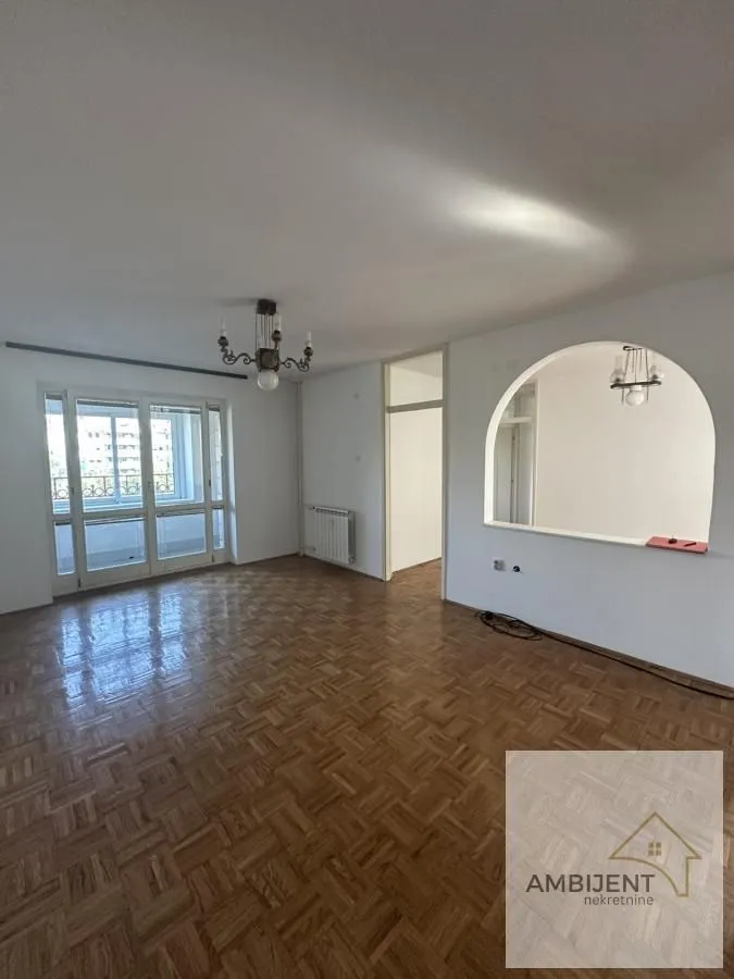 Izdavanje, trosoban stan, 88m², Bezanijska Kosa 1, Bežanijska Kosa Sve Podlokacije