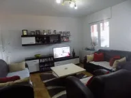 Sale, three bedroom apartment, 66m², Ćuprija, Srbija - image 1