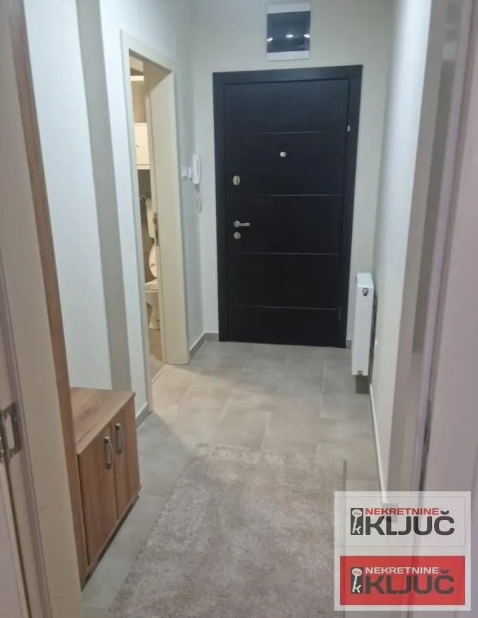 Izdavanje, jednosoban stan, 40m², Adice, Novi Sad Sve Podlokacije
