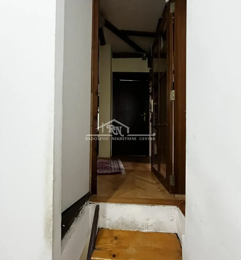 Sale, apartment, 110m², Karaburma, Palilula Sve Podlokacije