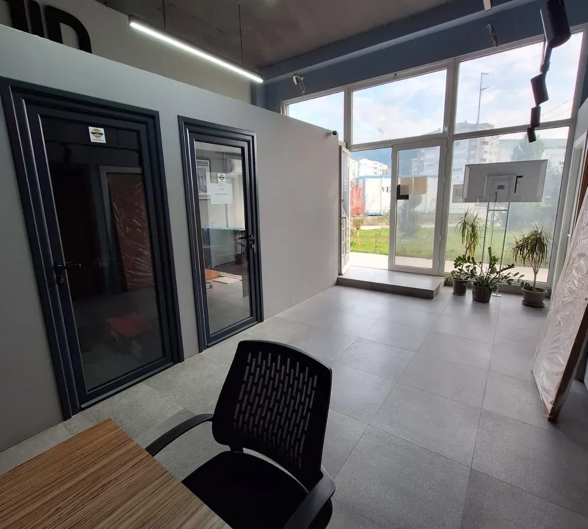 Sale, office space, 93m², Ljubović, Podgorica