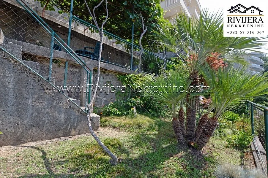Prodaja, kuća, 184m², Savina, Herceg Novi