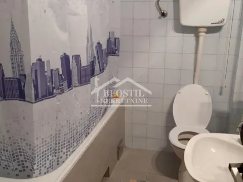 Sale, house, 784m², Kaludjerica, Grocka - image 8