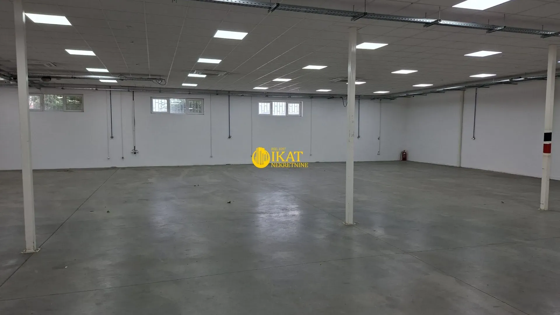 Rent, office space, 650m², Altina, Beograd
