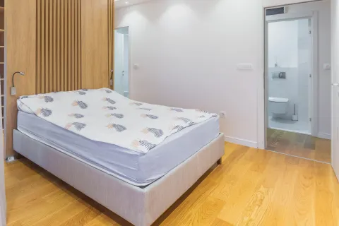 Rent, two bedroom apartment, 100m², Central Point, Podgorica - image 3