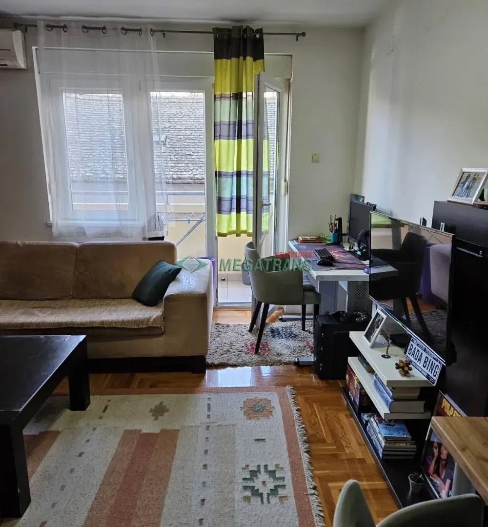 Izdavanje, dvosoban stan, 42m², Novi Sad Sve Podlokacije, Novi Sad