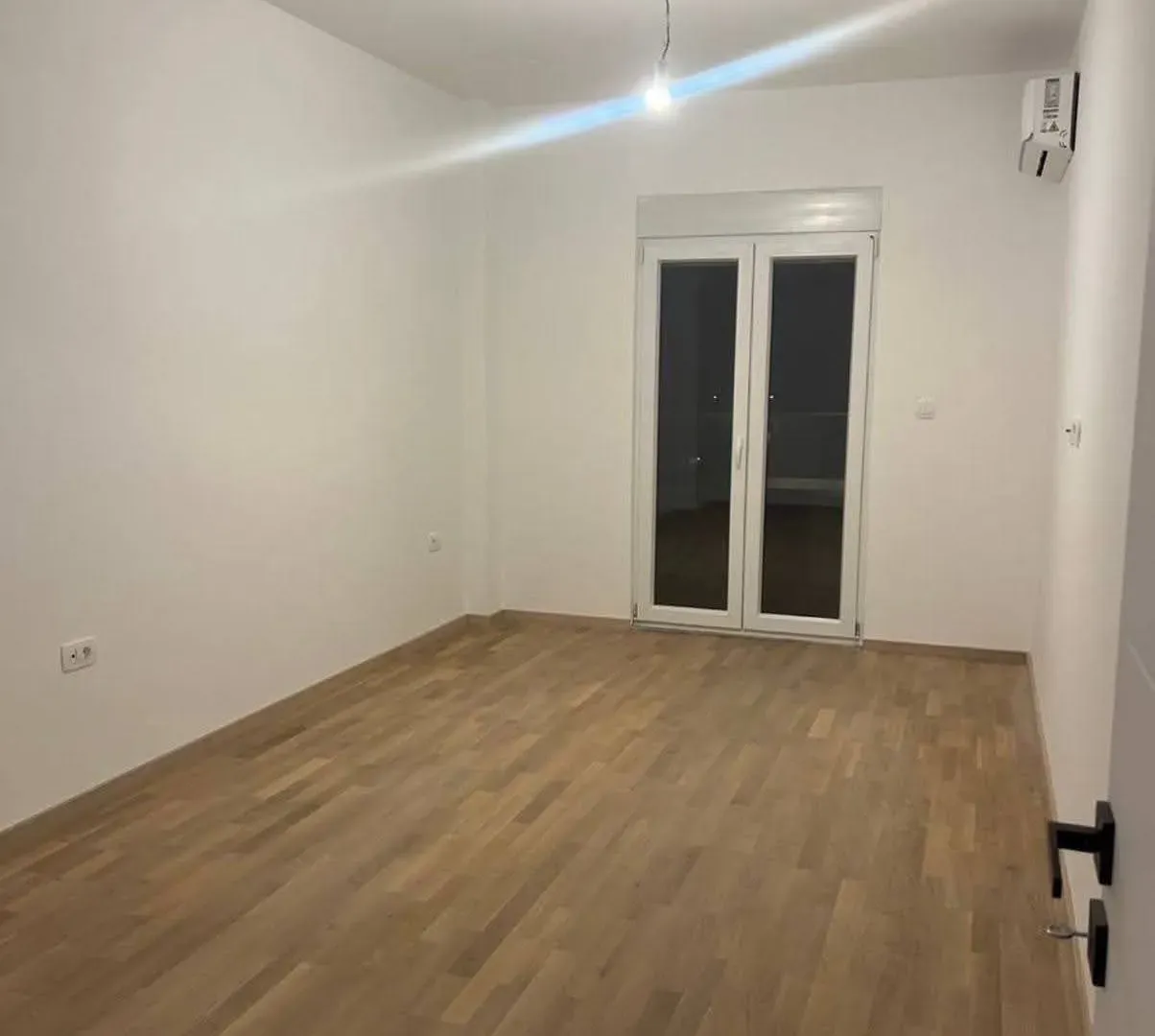 Prodaja, jednosoban stan, 65m², Momišići, Podgorica