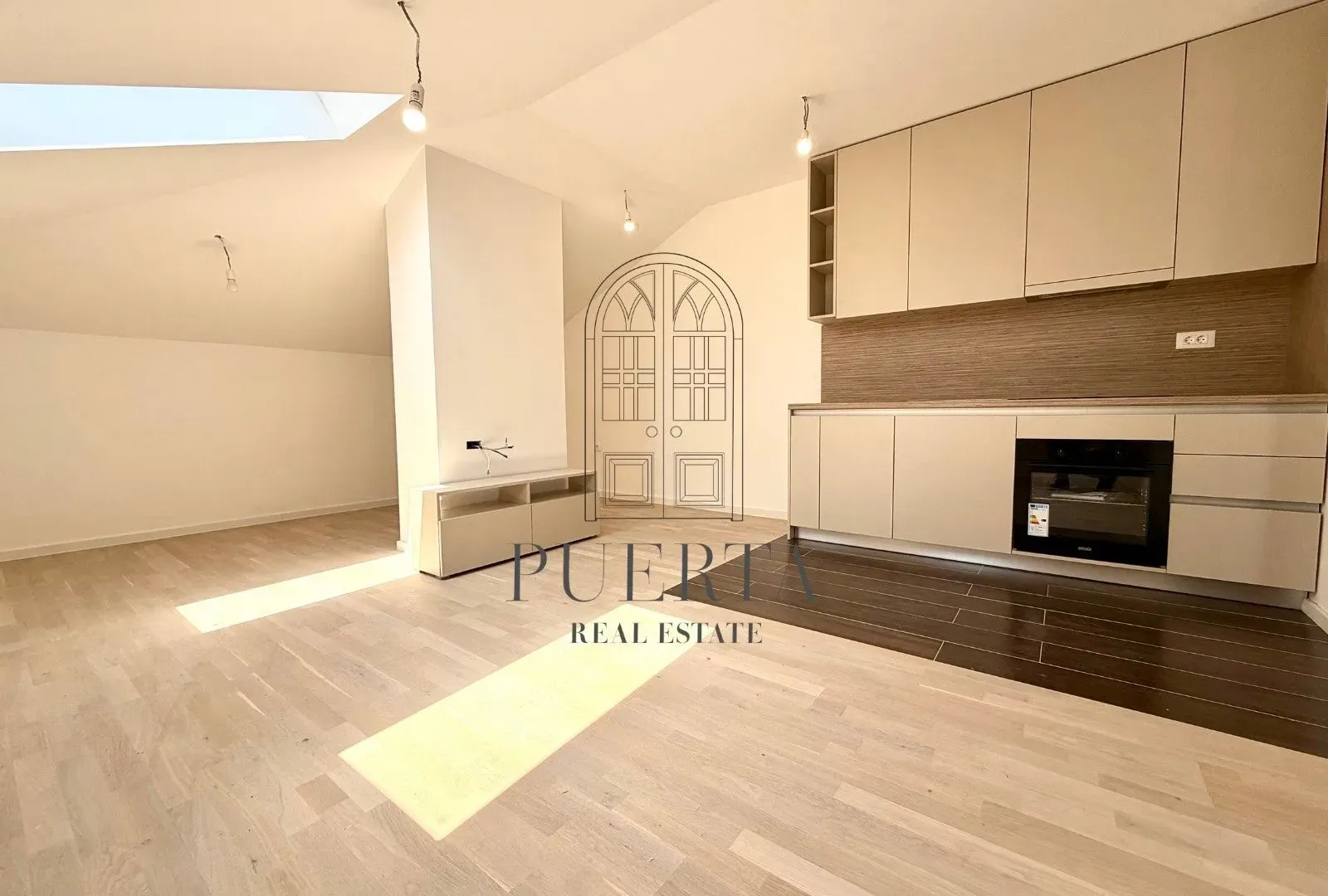 Prodaja, jednosoban stan, 52m², Tološi, Podgorica