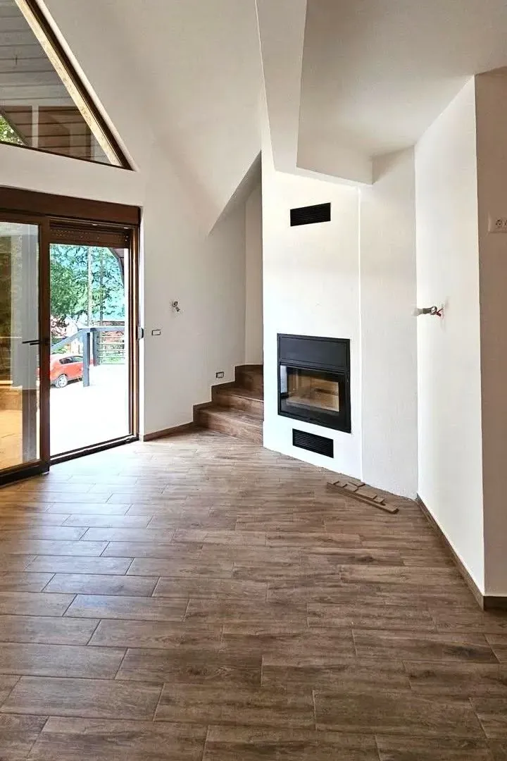 Prodaja, trosoban stan, 160m², Ivan Do, Žabljak