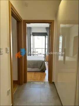 Sale, two bedroom apartment, 48m², Južni Bulevar, Vračar Sve Podlokacije - image 7