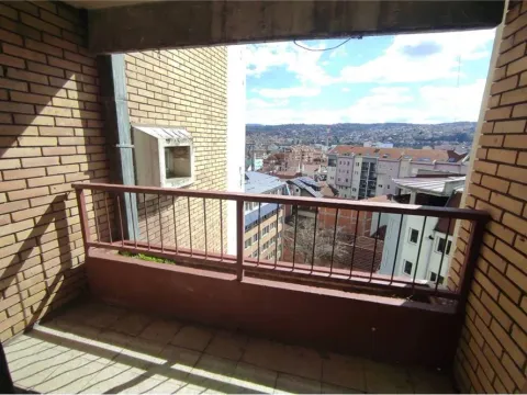 Izdavanje, trosoban stan, 105m², Centar, Niš - image 9