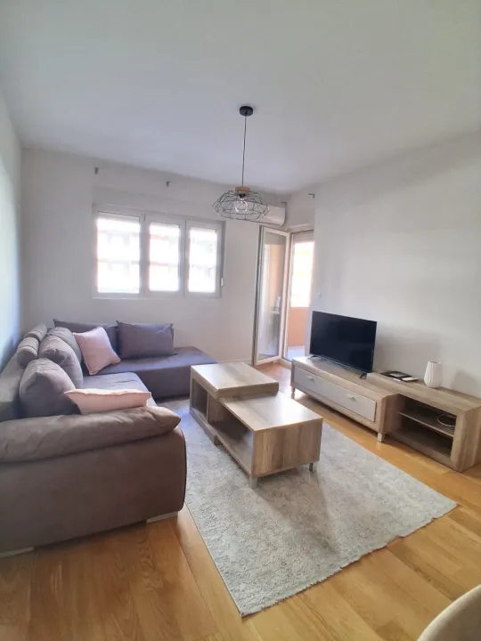 Rent, one bedroom apartment, 49m², Central Point, Podgorica