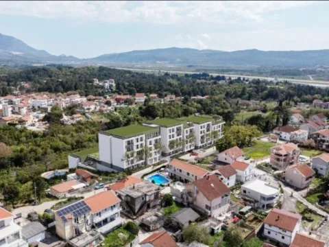 Sale, one bedroom apartment, 41m², Tivat, Crna Gora - image 9