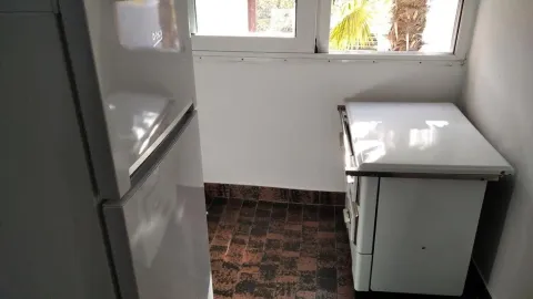 Rent, two bedroom apartment, 100m², Dalmatinska ulica, Podgorica - image 12