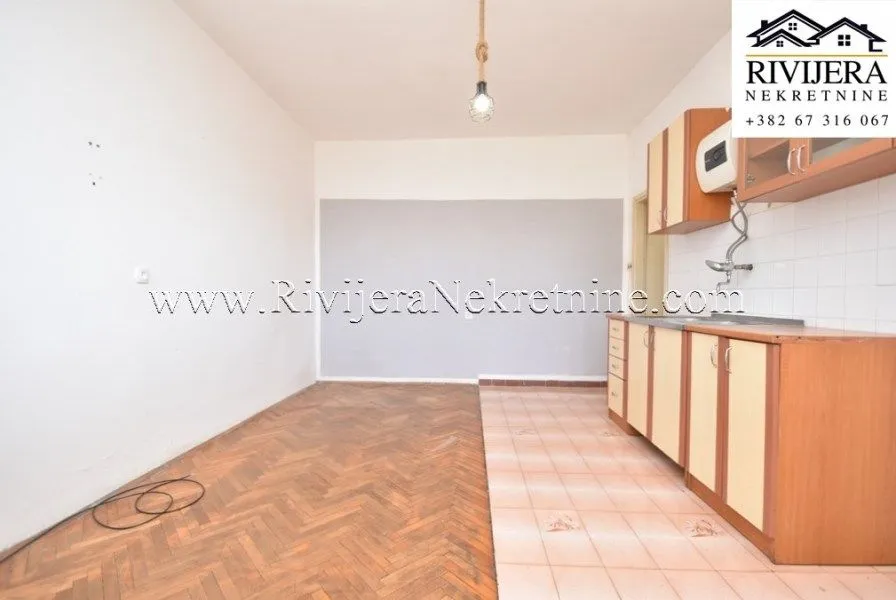 Prodaja, jednosoban stan, 32m², Centar, Herceg Novi