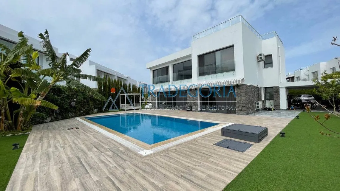 Prodaja, kuća, 220m², Bogaž, Bijelo Polje