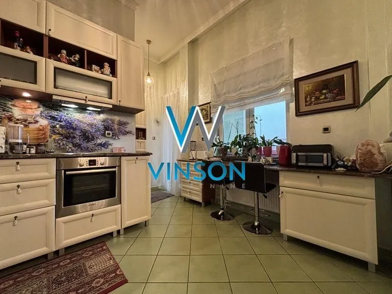 Prodaja, stan, 359m², Grbavica, Novi Sad Sve Podlokacije