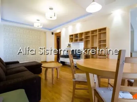 Izdavanje, trosoban stan, 107m², Novi Beograd Blok 67, Novi Beograd Sve Podlokacije - image 5