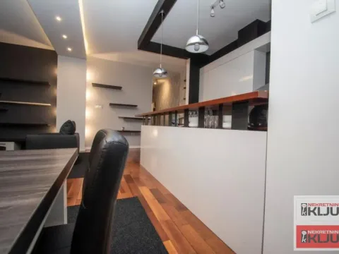 Prodaja, četvorosoban stan, 115m², Bulevar Evrope, Novi Sad Sve Podlokacije - image 8