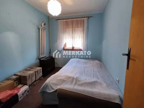 Sale, house, 270m², Aradac, Zrenjanin - image 15