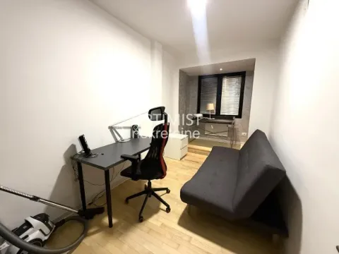 Rent, three bedroom apartment, 70m², Savski Venac, Beograd - image 12