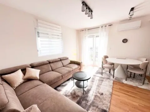 Izdavanje, dvosoban stan, 62m², Zabjelo, Podgorica - image 9