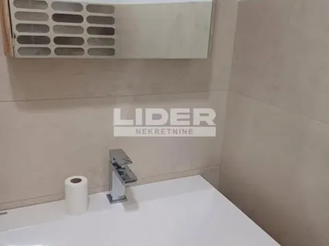 Rent, two bedroom apartment, 45m², Stari Grad, Beograd - image 4