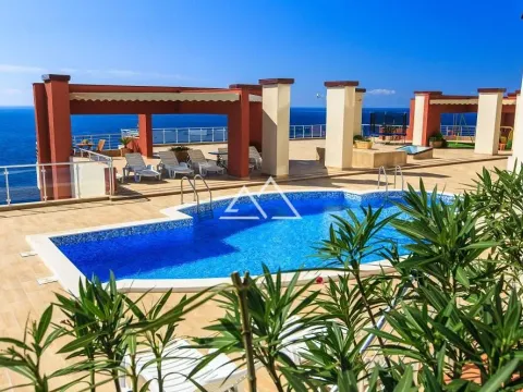 Sale, two bedroom apartment, 242m², Dobra Voda, Budva - image 18