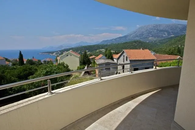 Sale, house, 450m², Utjeha, Bar