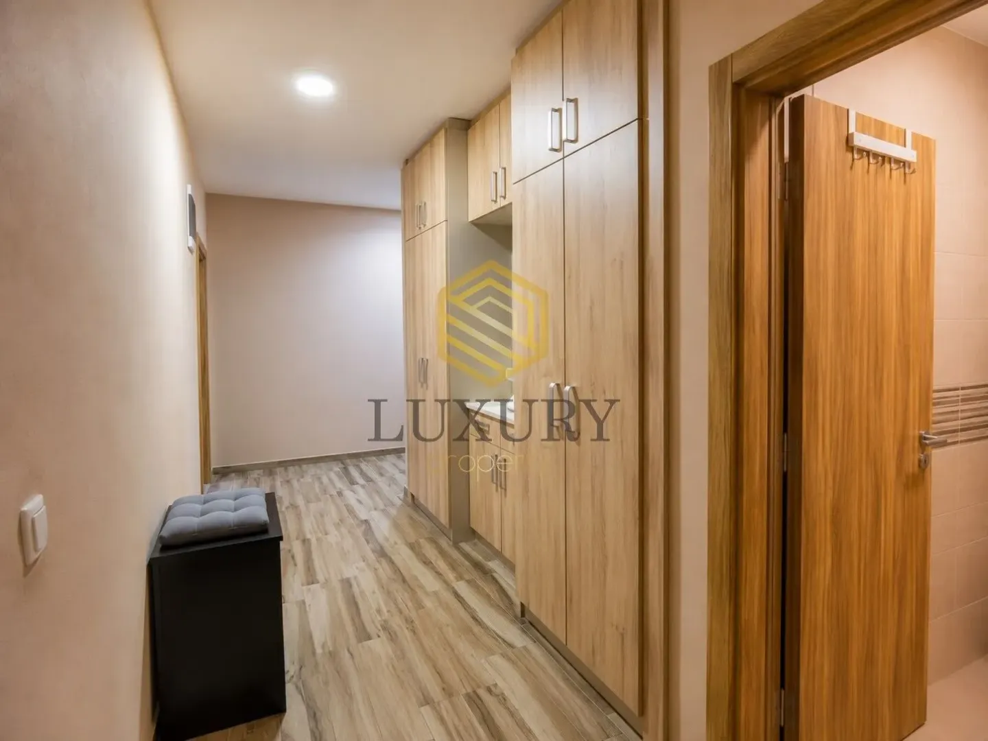 Rent, house, 160m², Zeta, Podgorica