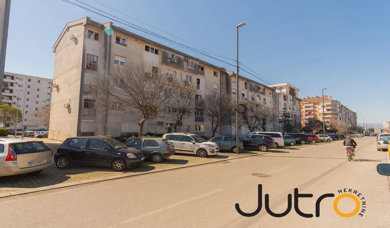 Rent, two bedroom apartment, 64m², Stari Aerodrom, Podgorica