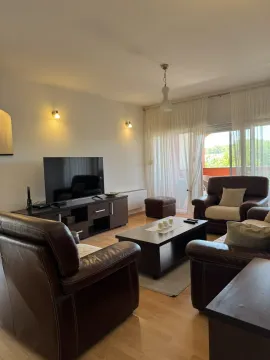 Izdavanje, dvosoban stan, 88m², Dumidran, Tivat - image 2
