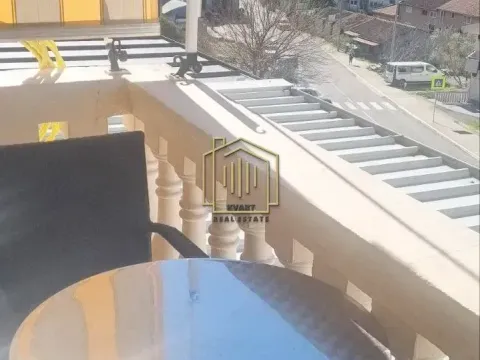 Izdavanje, jednosoban stan, 50m², Dobrota, Kotor - image 3