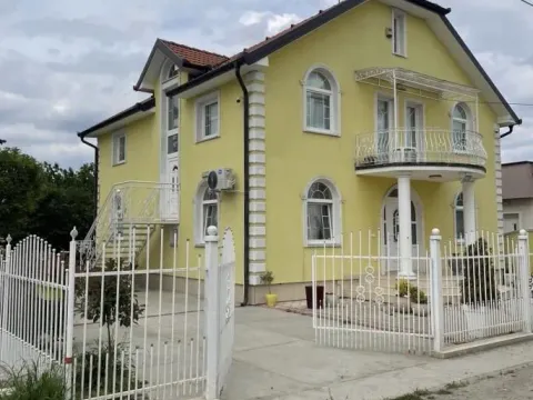 Izdavanje, kuća, 399m², Veternik, Novi Sad Sve Podlokacije - image 14